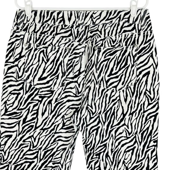 Chicos Platinum Women's Stretch Zebra Print Cropped Denim Jeans 2 US L-12 NWOT - Picture 4 of 9